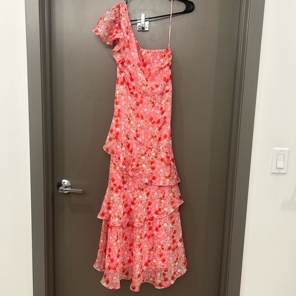 Astr One-Shoulder Pink Floral Ruffle Dress